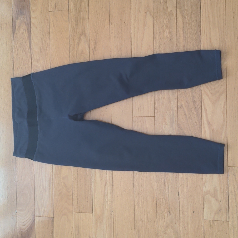 Demi Lovato Fabletics leggings
